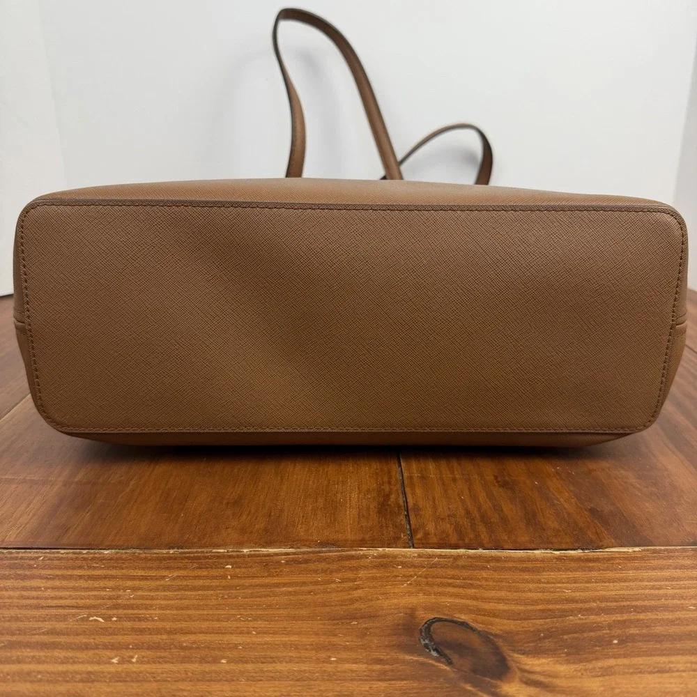 Michael‎ Kors Jet Set Medium Tote Saffiano Leather Lobster Clasp Luggage Brown